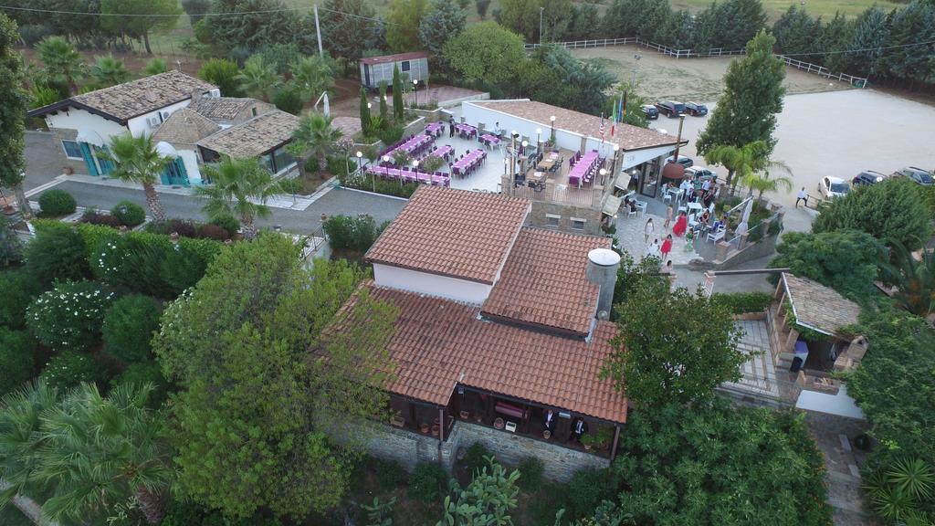 Agriturismo Terranova Pisticci Bagian luar foto